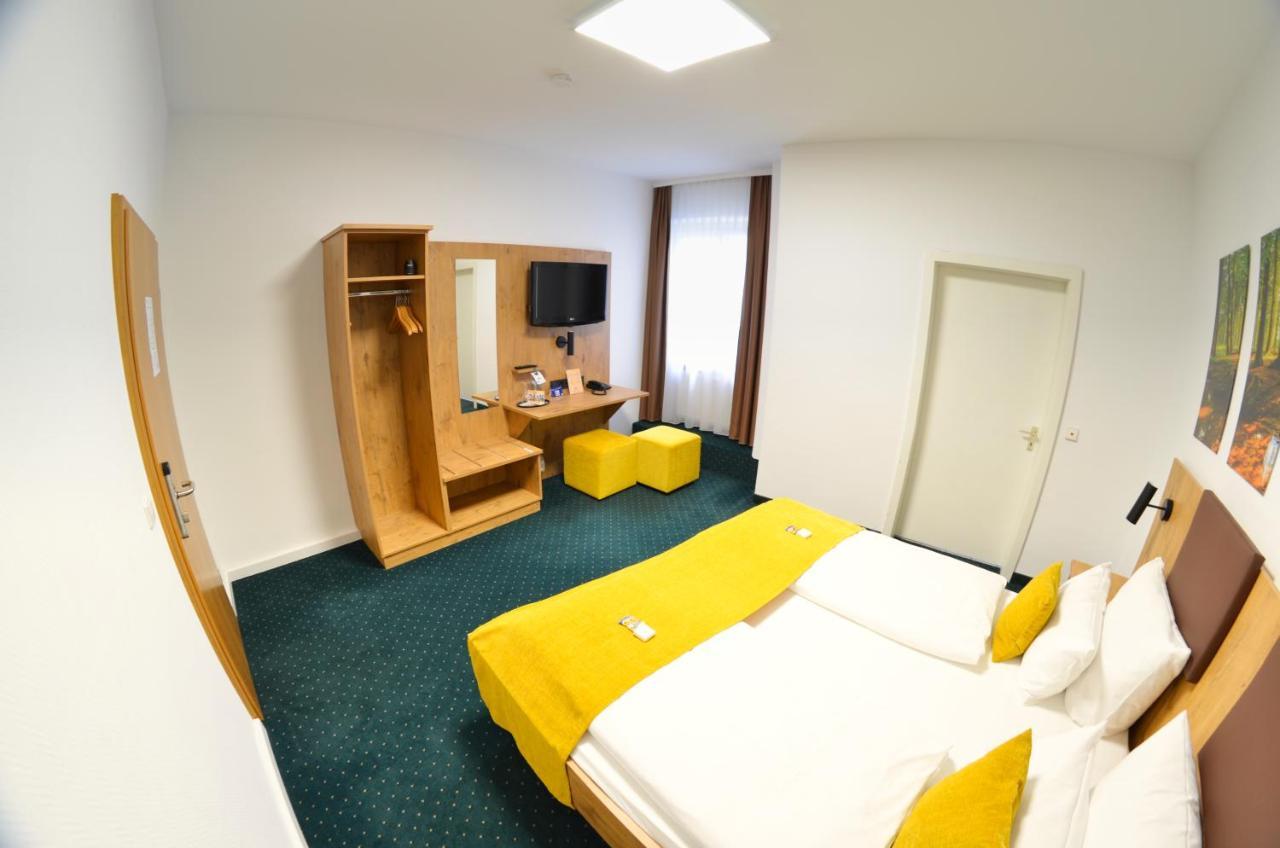 Hotel Am Markt Karlsruhe Eksteriør bilde
