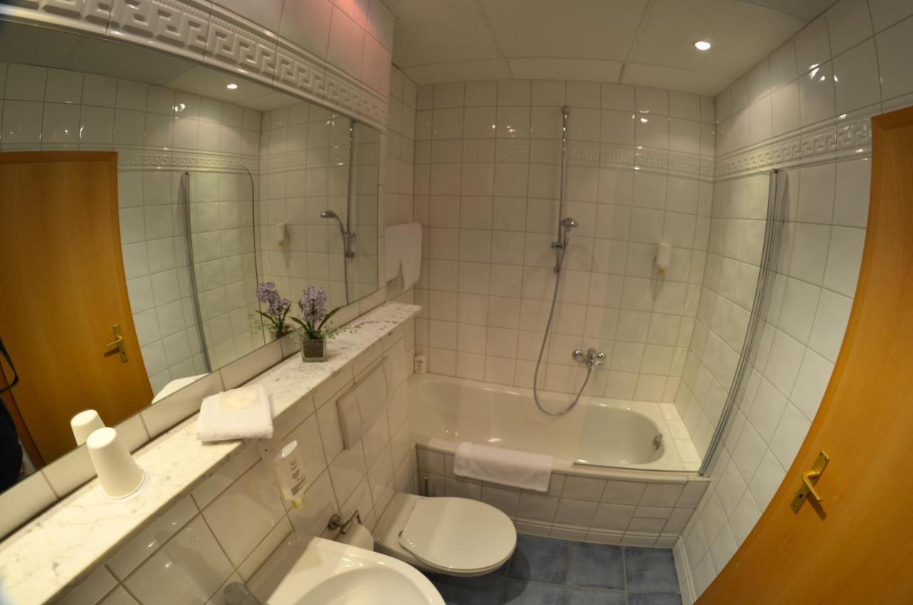 Hotel Am Markt Karlsruhe Eksteriør bilde